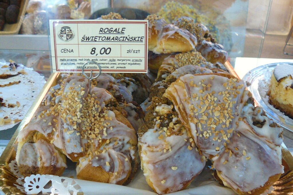 Rogal świętomarciński - tradycyjne ciasto z Poznania
