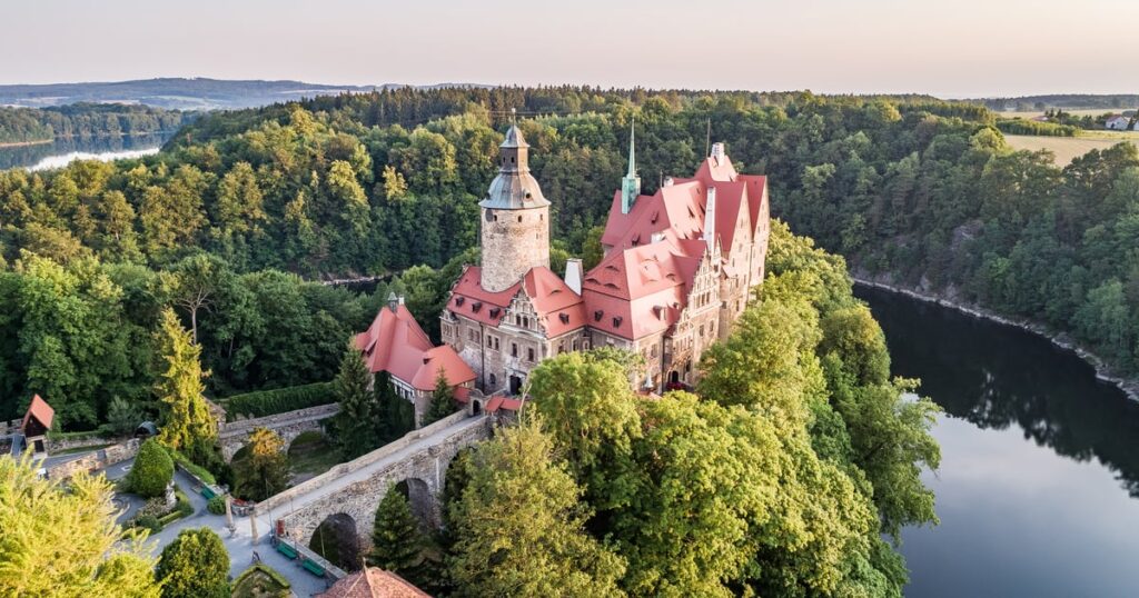 Zamek Czocha - widok z lotu ptaka