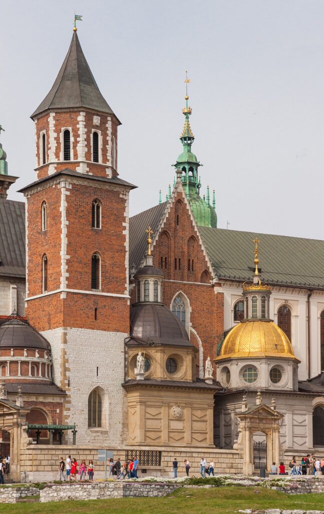 Katedra na Wawelu z kaplicą Zygmuntowską i złotą kopułą