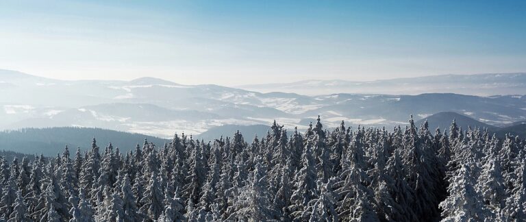 Panorama gór Dolnego Śląska - Sudety z lotu ptaka