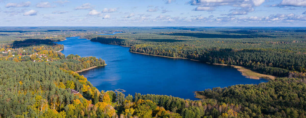 Panorama jezior mazurskich z lotu ptaka - Kraina Wielkich Jezior Polskich