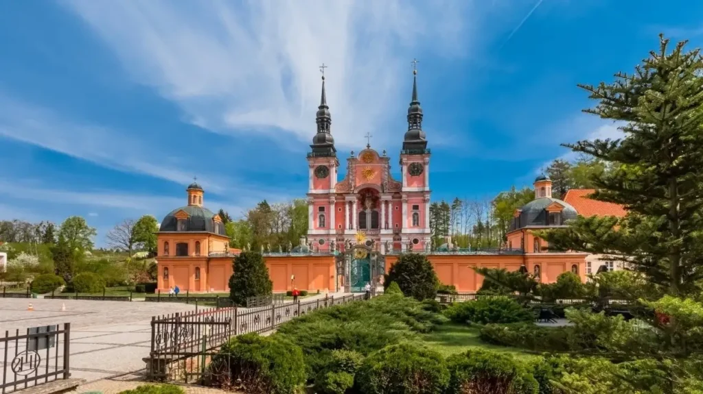 Bazylika Najświętszej Maryi Panny w Świętej Lipce - barokowe sanktuarium maryjne